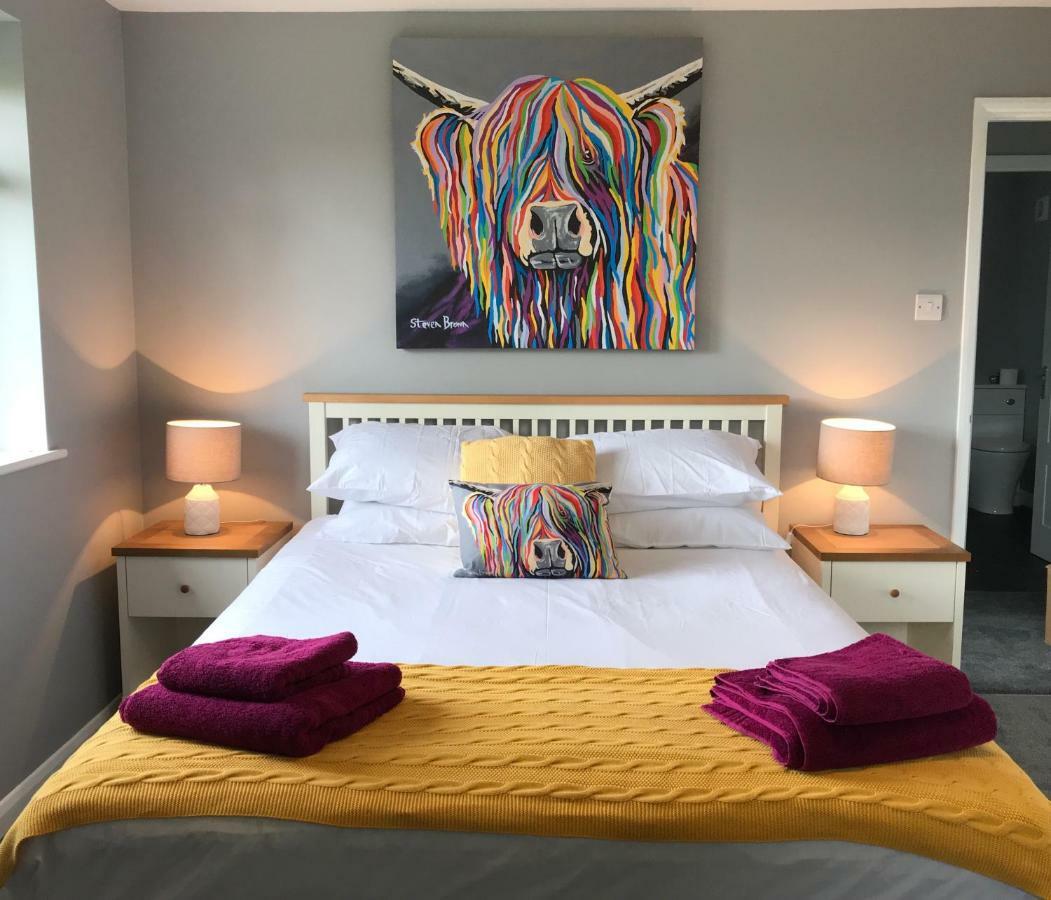 Hunters Lodge Exeter, Free Parking, Country Views, Great Wi-Fi, Large Garden Poltimore Exterior foto