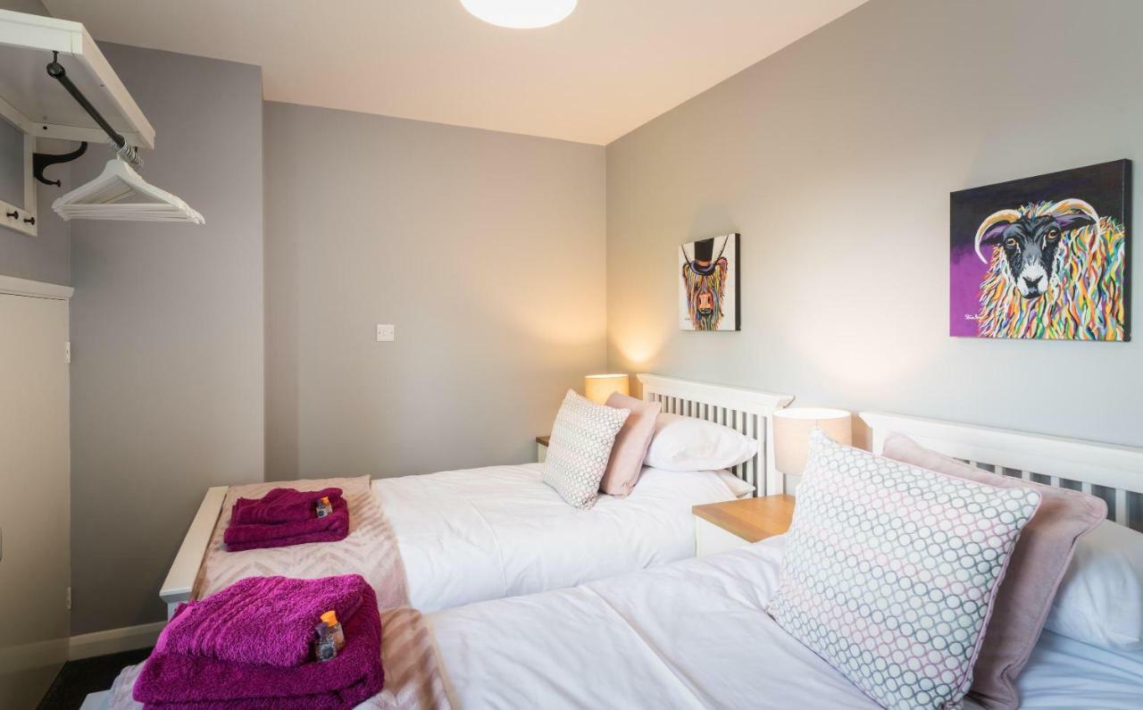 Hunters Lodge Exeter, Free Parking, Country Views, Great Wi-Fi, Large Garden Poltimore Exterior foto